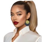 woman handmade earrings in golden wire woman handmade earrings in golden wire